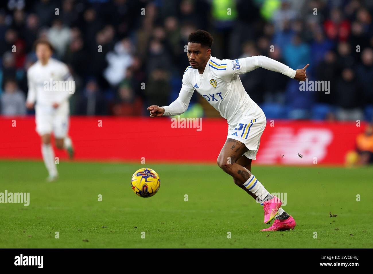 Júnior Firpo of Leeds Utd in action.  EFL Skybet championship match, Cardiff city v Leeds Utd at the Cardiff City Stadium in Cardiff ,Wales on Saturda Stock Photo