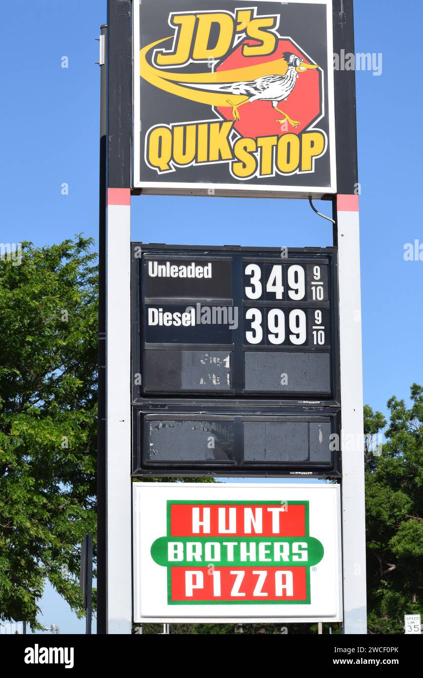 Pizza high price hires stock photography and images Alamy