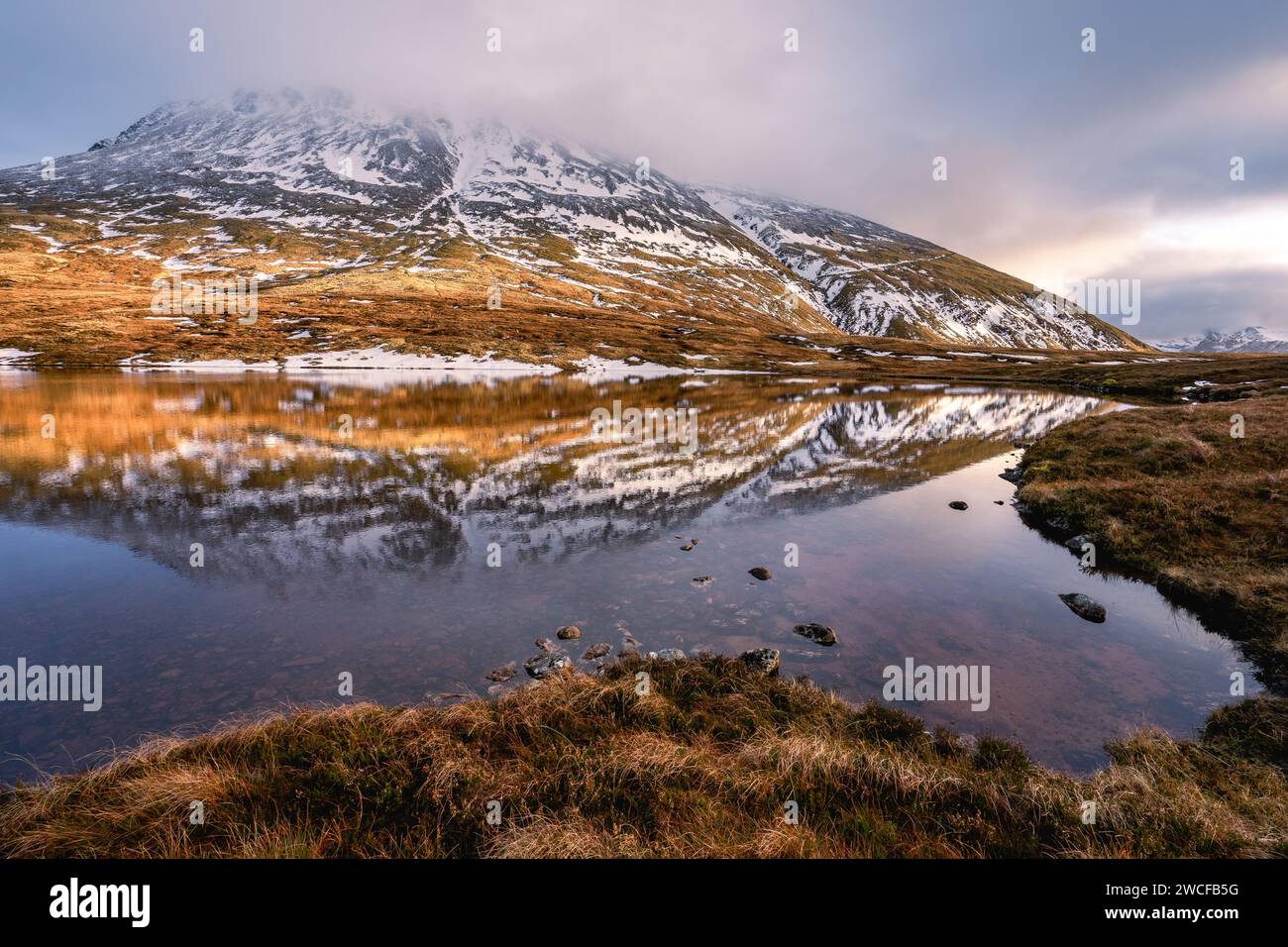 Winter climbing fort william hires stock photography and images Alamy