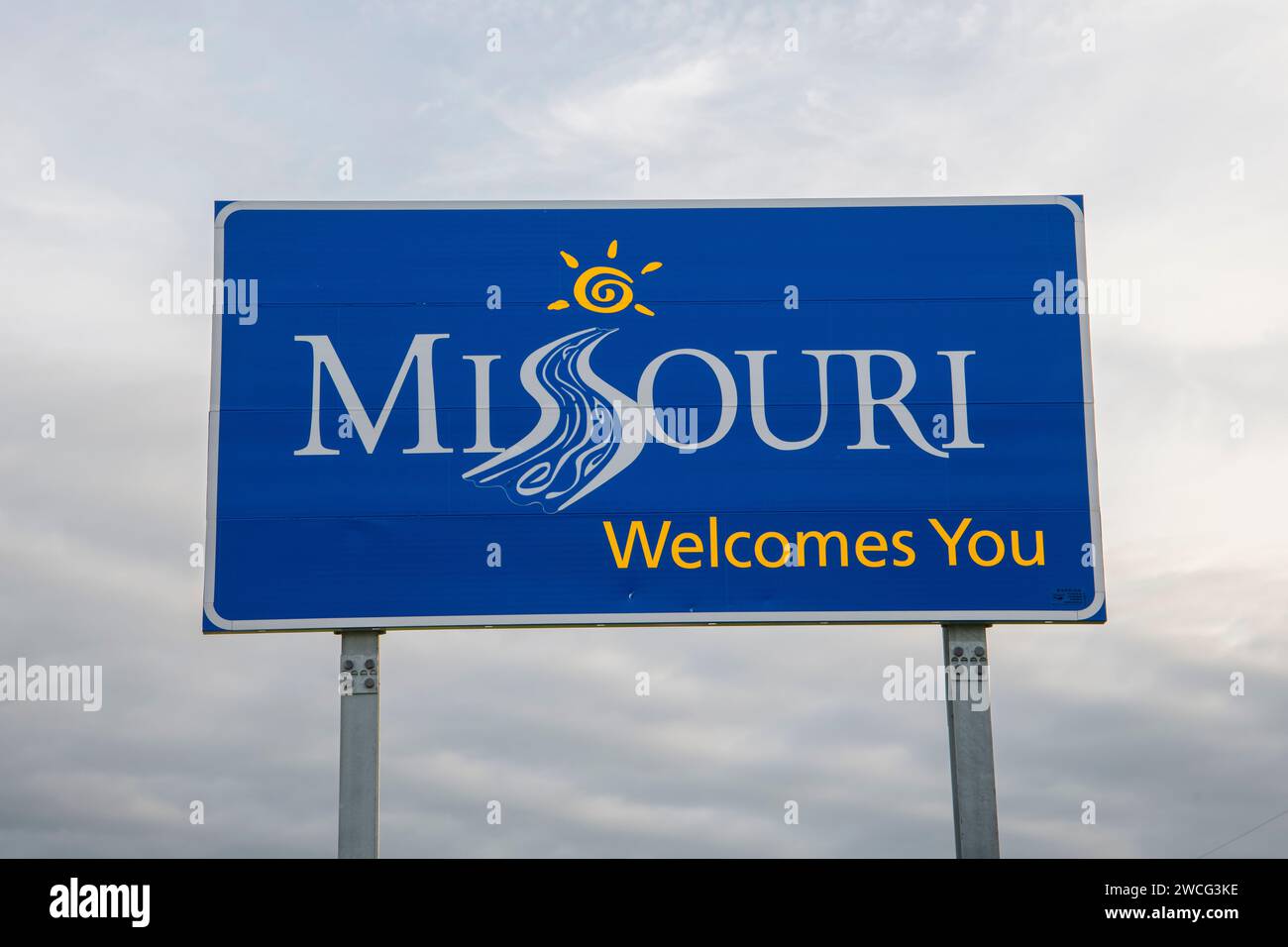 Missouri state welcome sign Stock Photo - Alamy