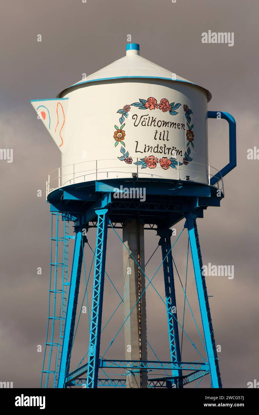 Coffee pot water tower, Lindstrom, Minnesota Stock Photo Alamy