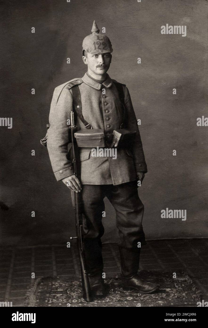 A Hirrlinger - Walter Berger (Württembergisches Landwehr-Infanterie-Regiment Nr. 122) (1915). Stock Photo
