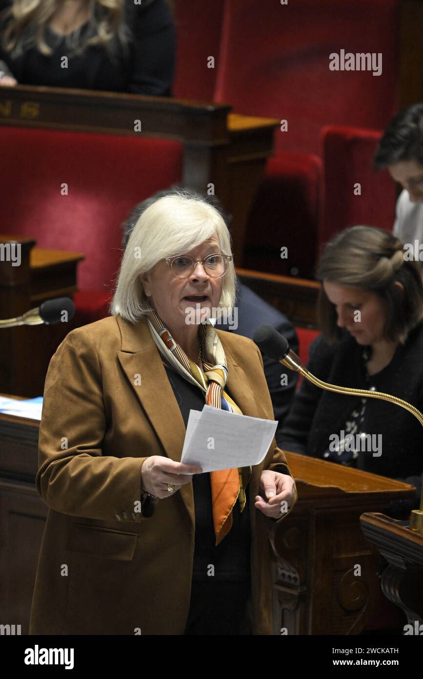 Paris, France. 16th Jan, 2025. French Labour, Health and Minister