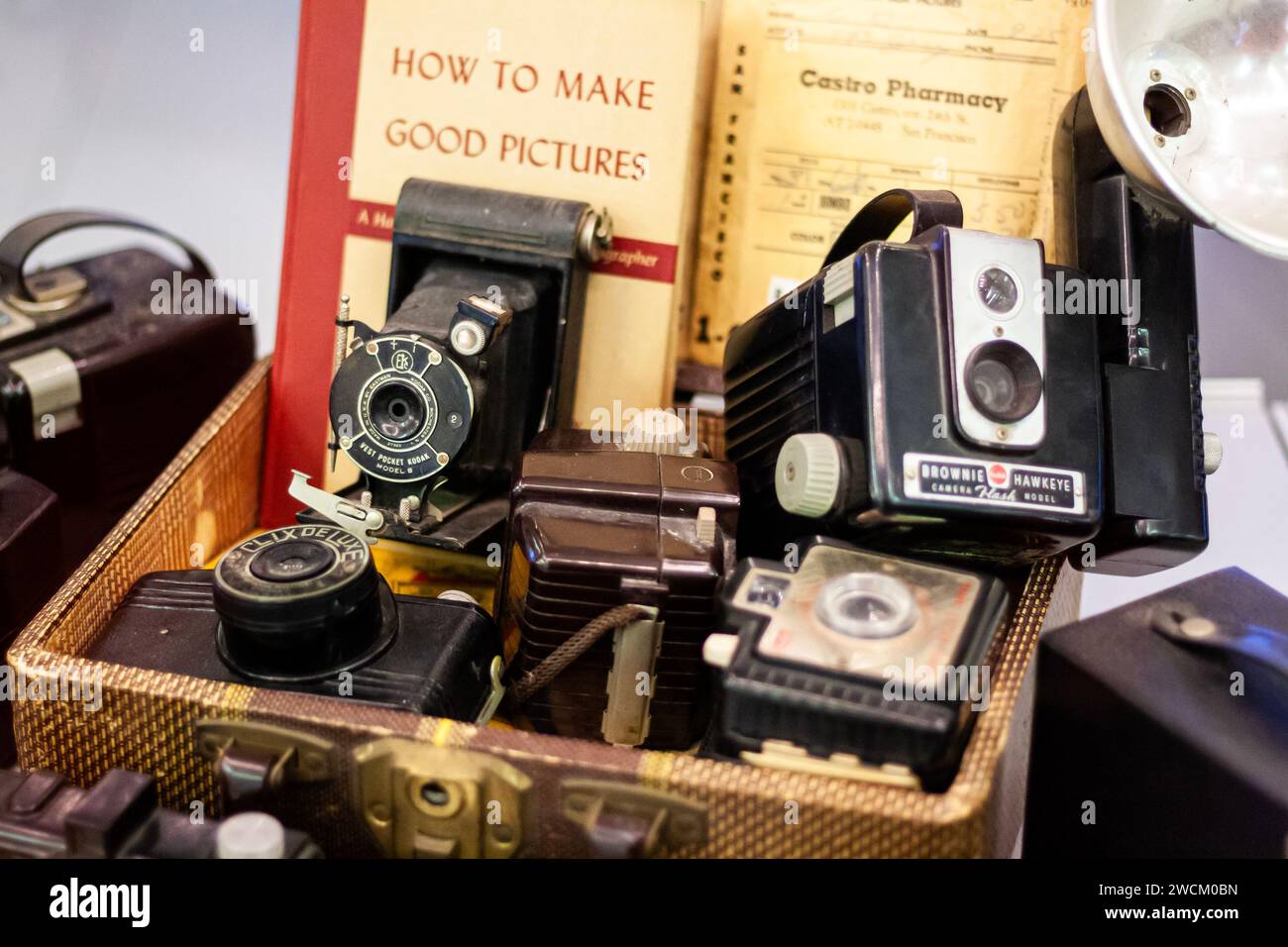 A collection of retro vintage film cameras from the 1940's, 1950's, and