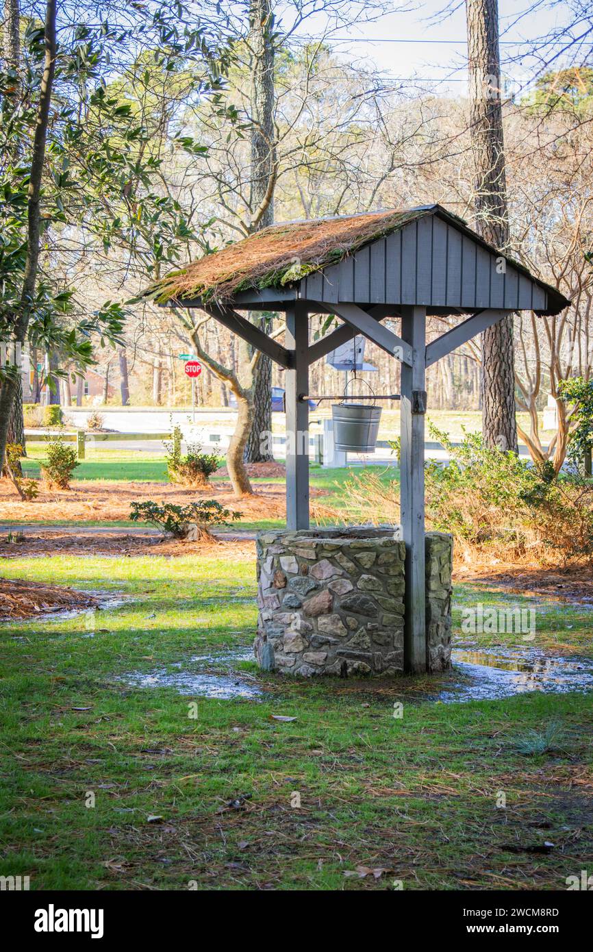 Water well bucket down hi-res stock photography and images - Alamy