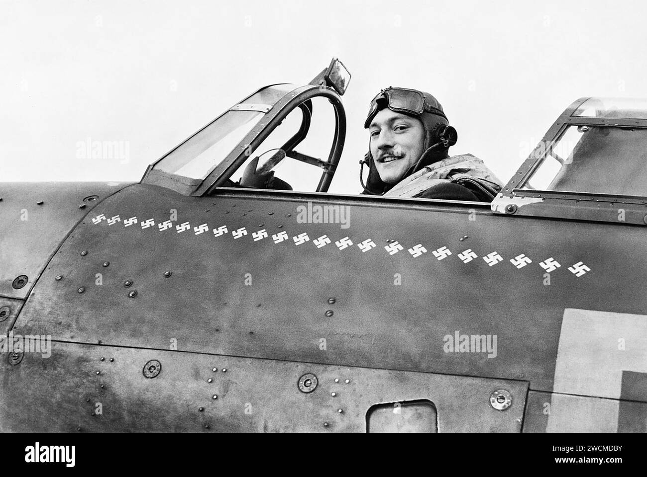 ROBERT STANFORD TUCK (1916-1987)  Highly decorated English RAF  fighter pilot in  his Hurricane at Martlesham Heath  in November 1940  while commanding 257 (Burma) Squadron Stock Photo