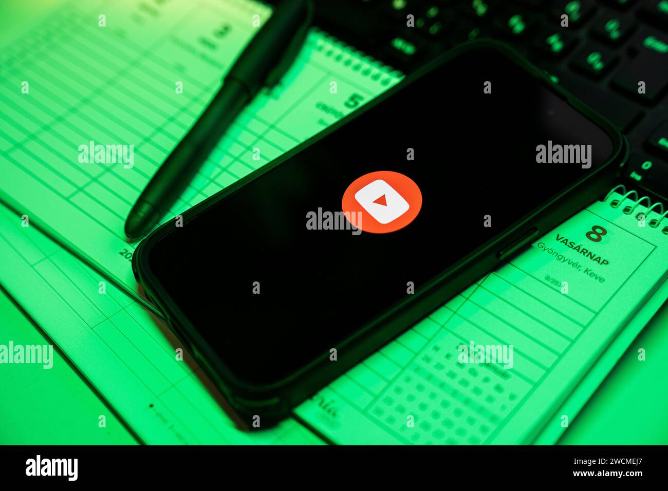 Apple iPhone 14 Pro Max smartphone with YOUTUBE logo. YouTube is a ...