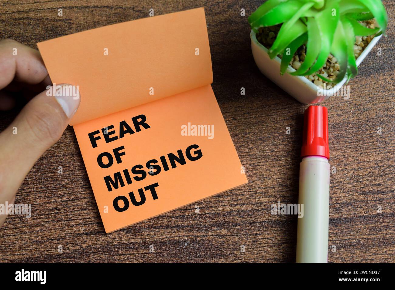 Fear Sticky Note Illustration girl mobile phone table hi-res stock photography and ...