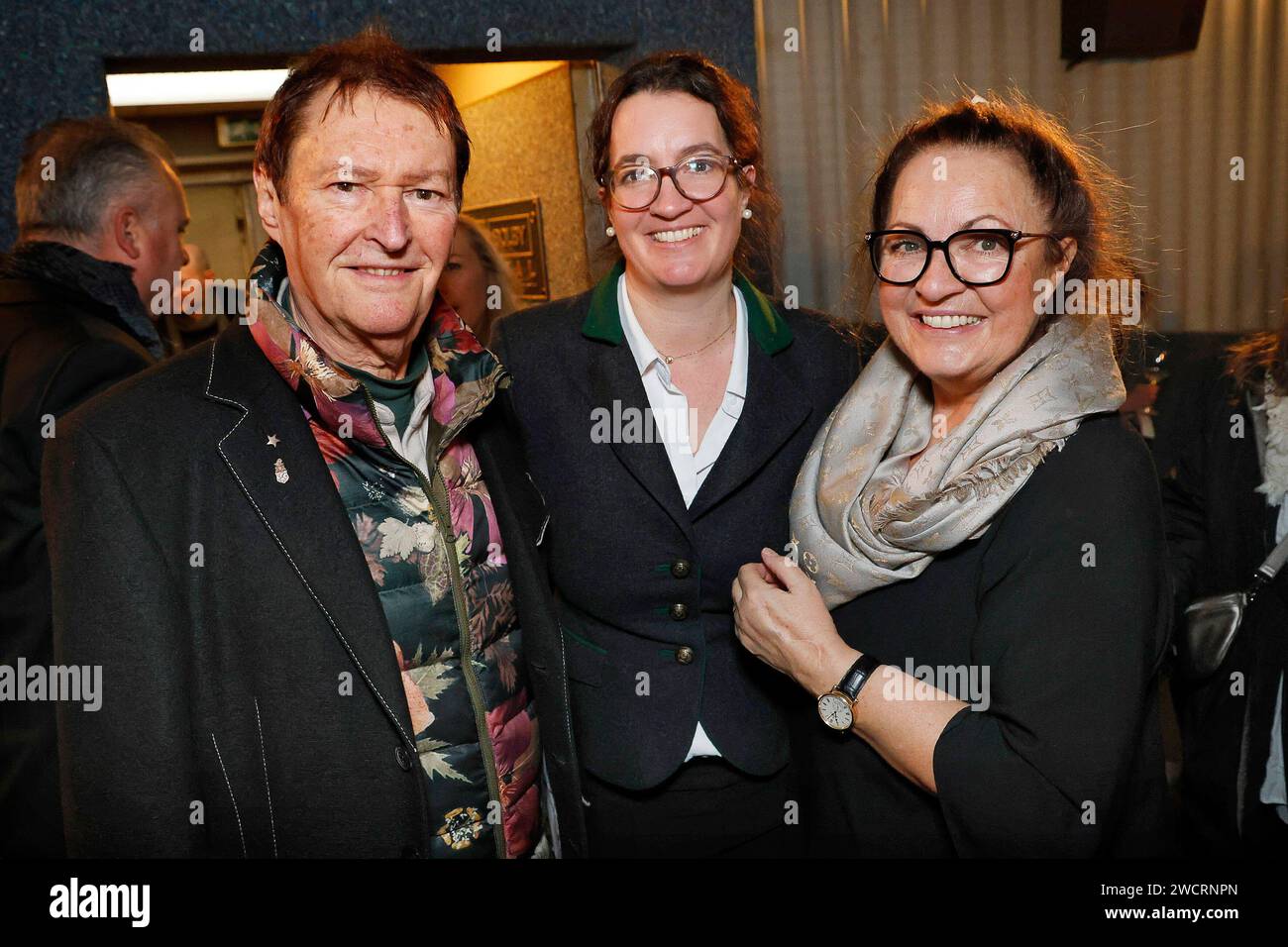 HansJürgen Buchner, Victoria Bogner und Sonja Bogner bei der