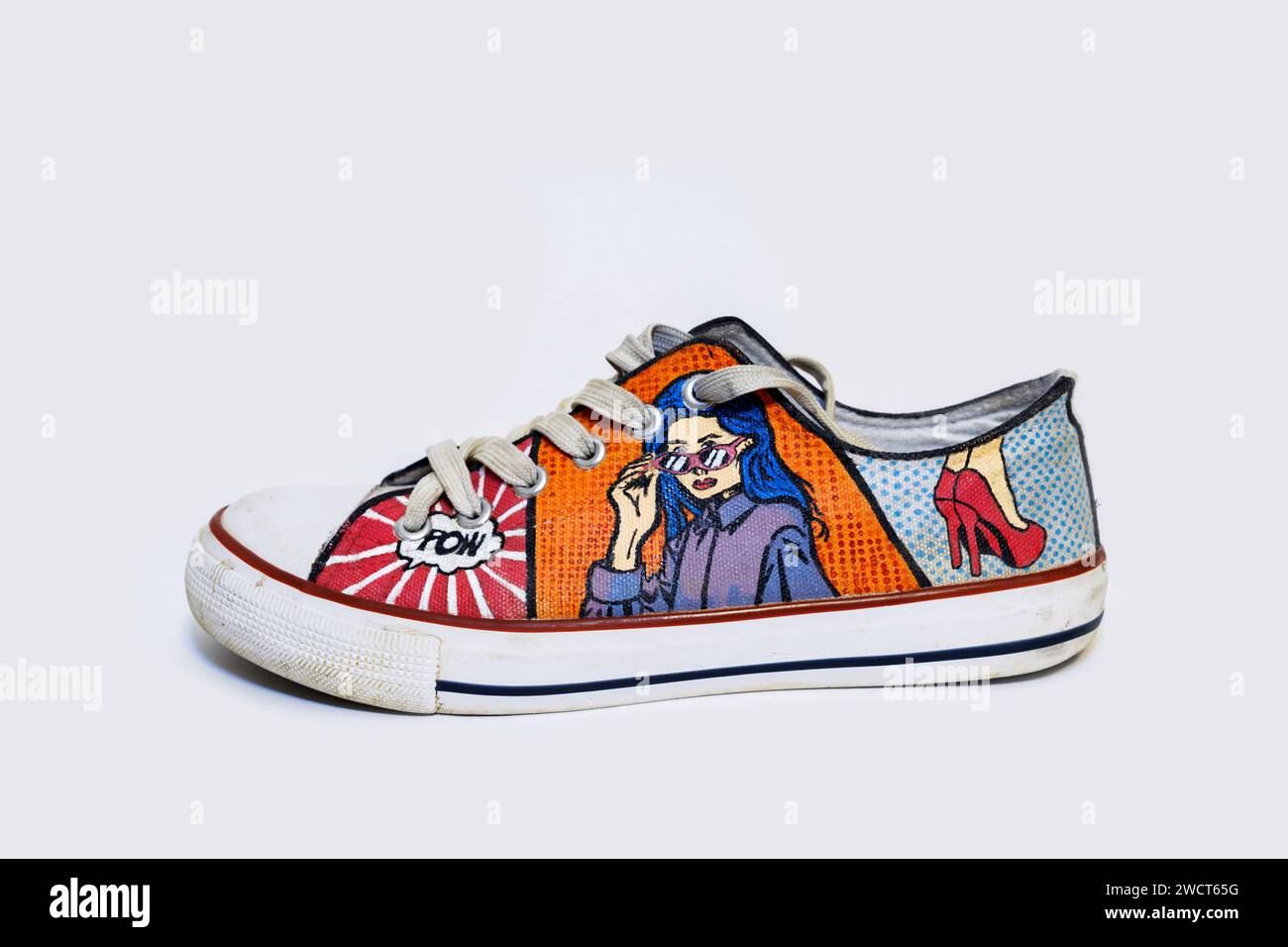 Hiphop Airbrush Print Women's Sneakers