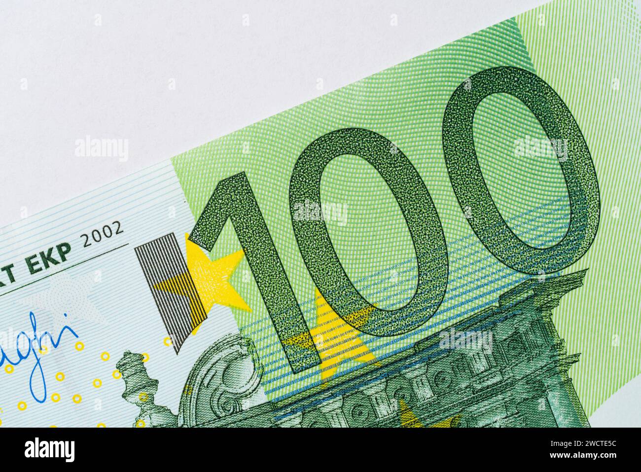 100 euro new banknote hi-res stock photography and images - Alamy