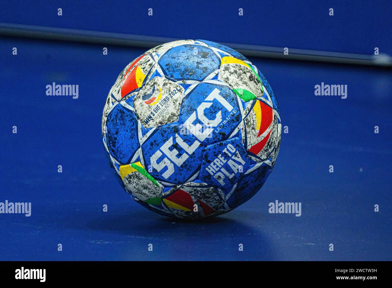 Berlin, Deutschland. 16th Jan, 2024. Select Spielball GER