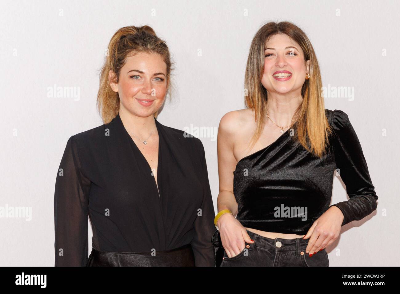 News - Photocall Movie Povere Creature Alice Caccamo and Marta Filippi during the photocall of the movie Povere Creature, 16 january 2024 at Cinema Barberini, Rome, Italy Italy Copyright: xcxEmanuelaxVertolli/SportReporterx/xLiveMediax LPN 1199516 Stock Photo