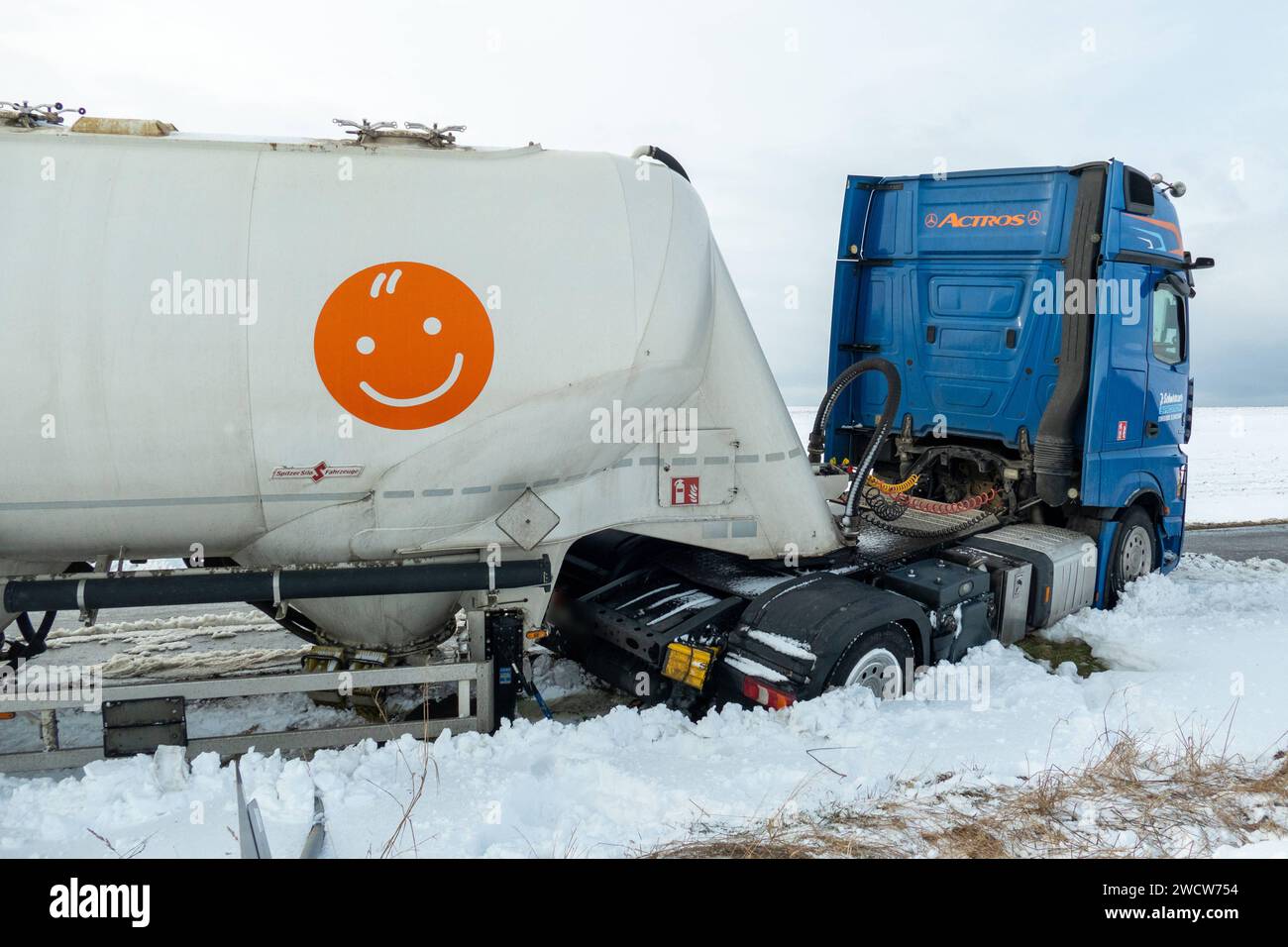 Standort lkw hi-res stock photography and images - Alamy