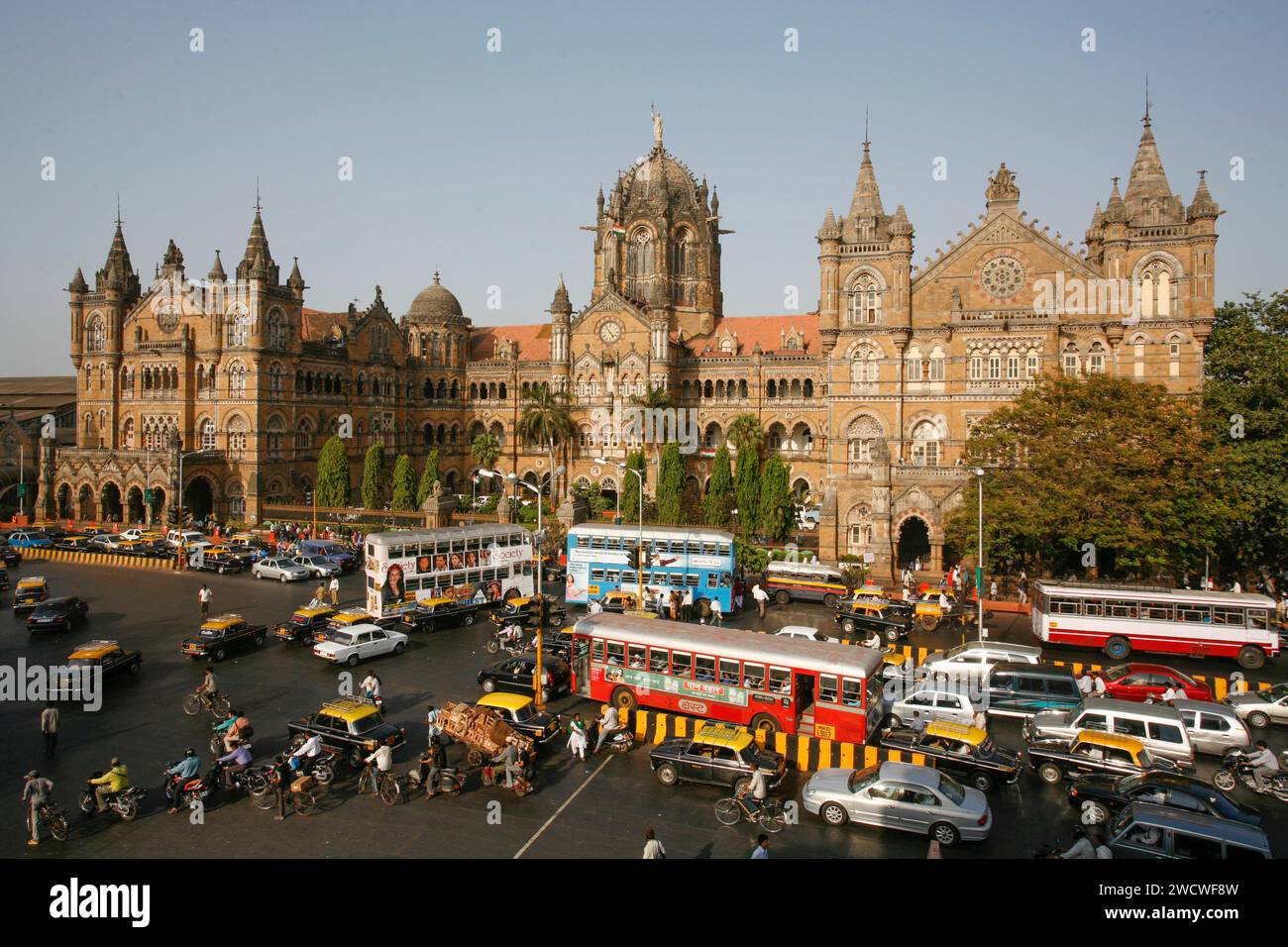 Victorian gothic revival architecture hi-res stock photography and ...