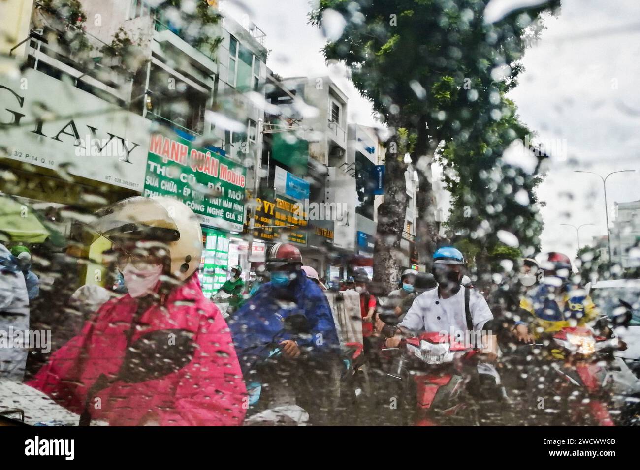 Rainy day atmosphere hi-res stock photography and images - Alamy