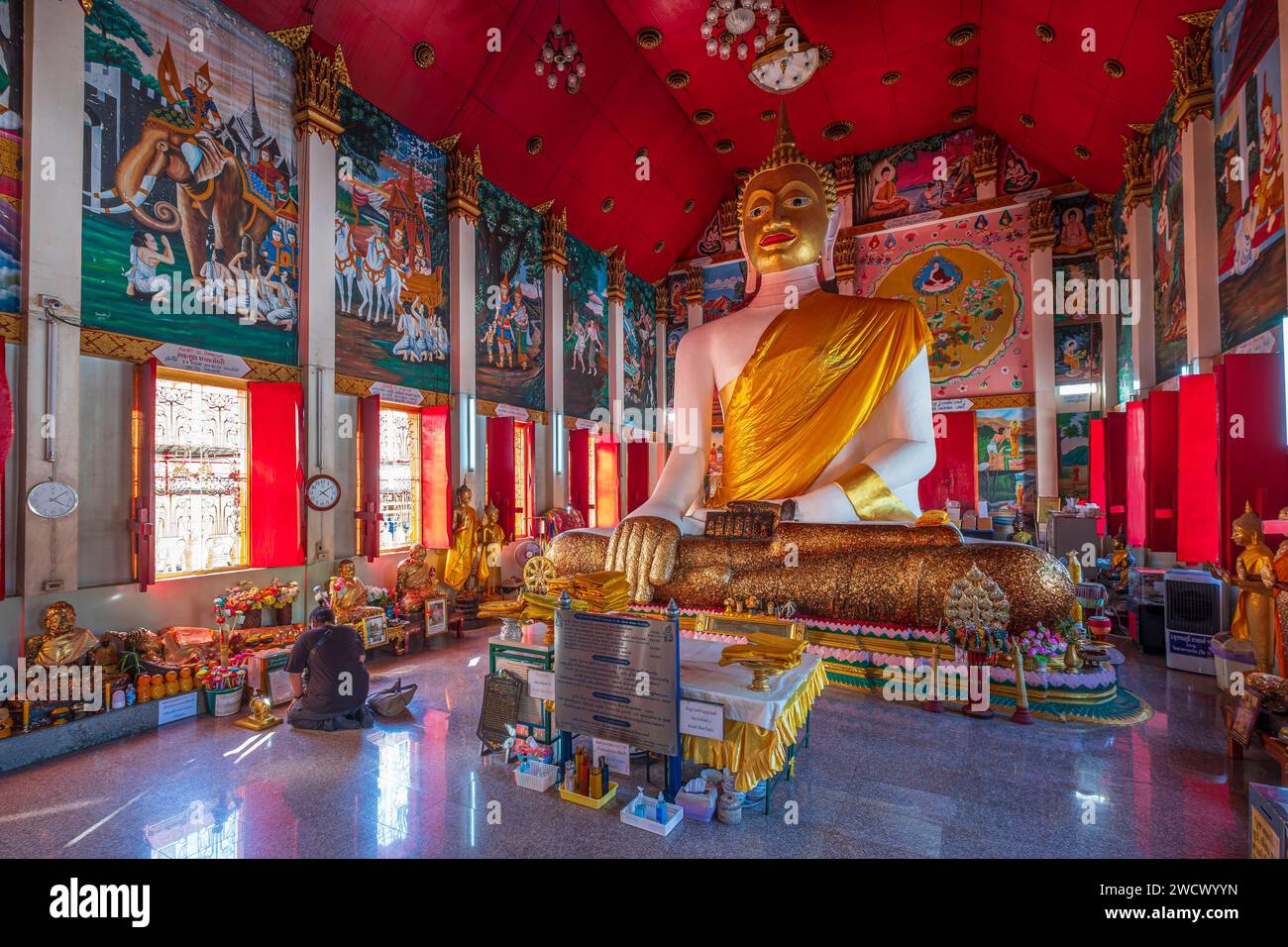 Thailand, Bangkok, Lat Krabang district, Wat Lat Krabang Buddhist ...