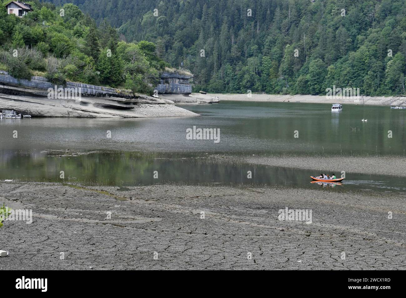 France, Doubs, Villers le Lac, Doubs valley, drought, canoeing Stock Photo