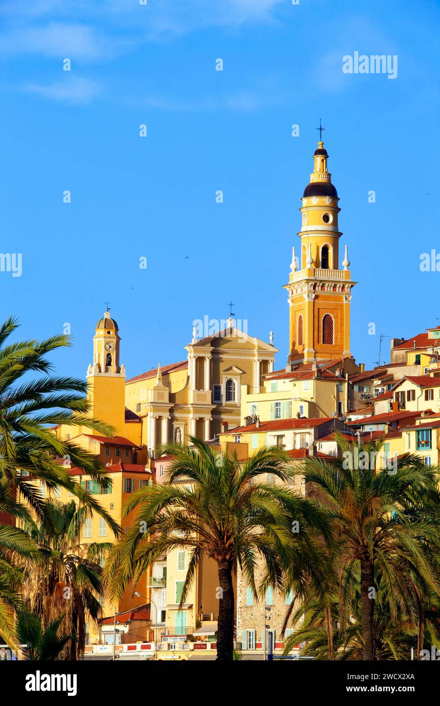 france-alpes-maritimes-cote-d-azur-menton-the-old-town-dominated-by