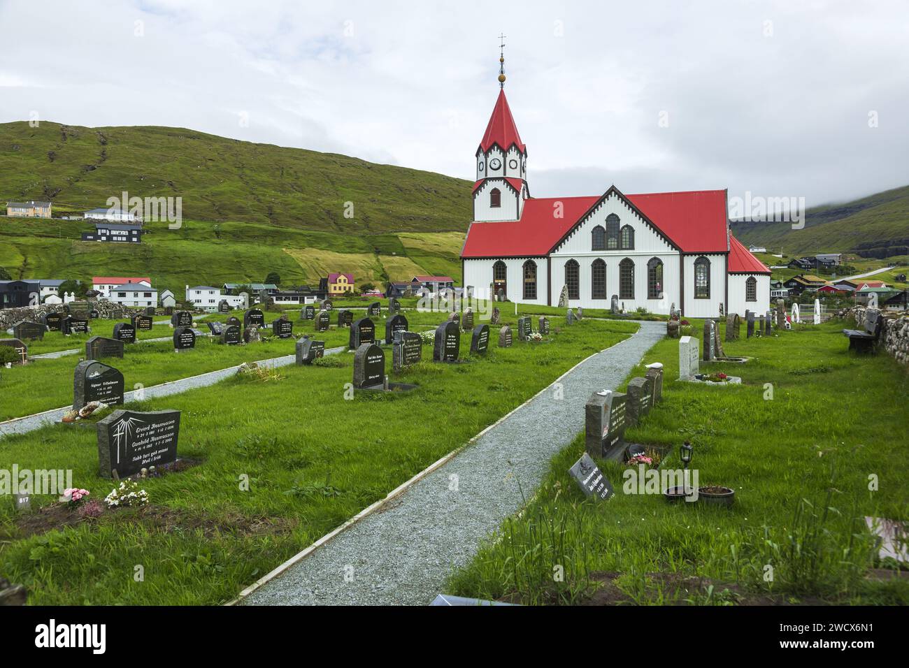 Denmark, Faroe Islands, island of Vagar, Sandavagur, church and cemetery Stock Photo