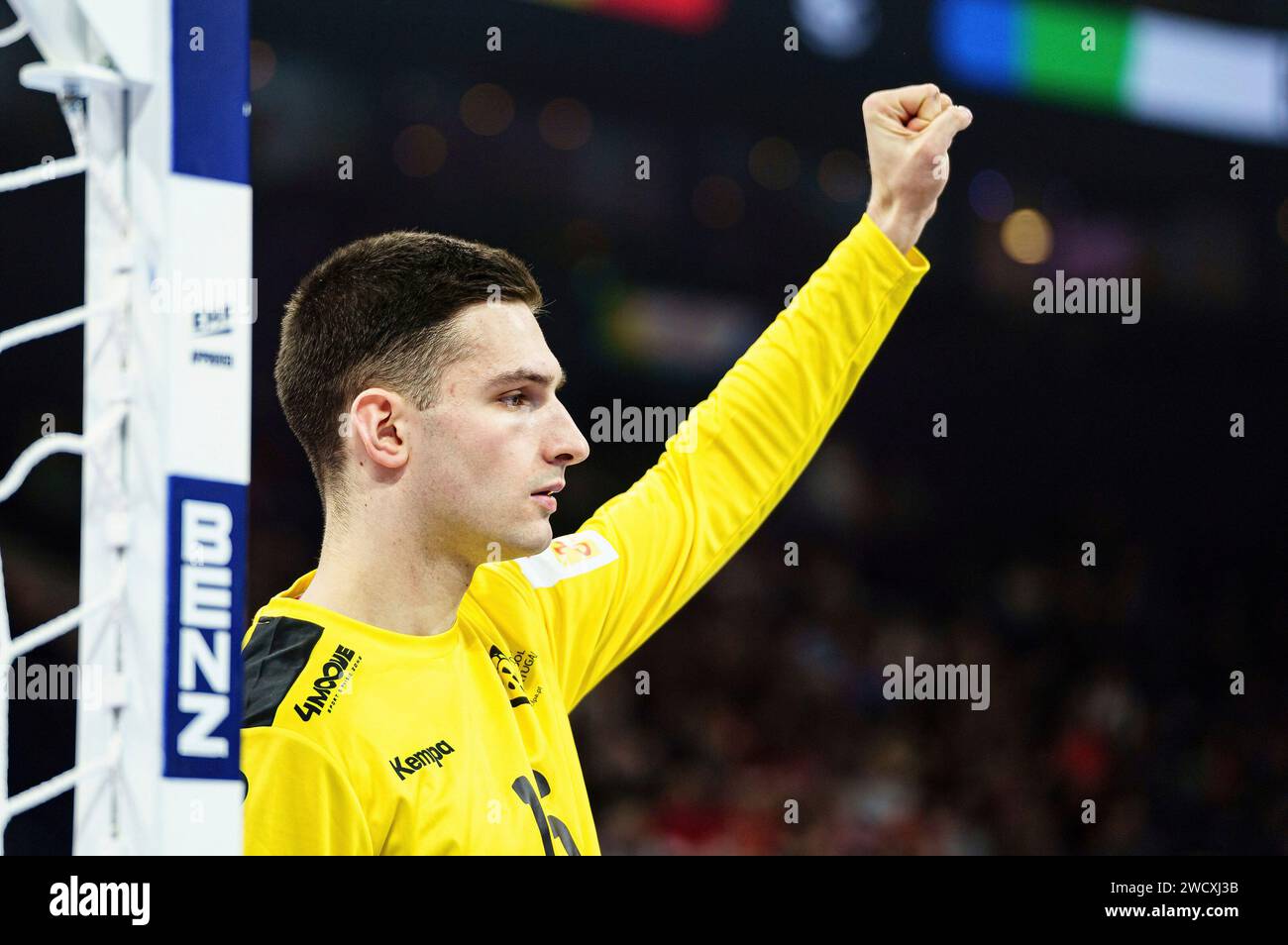 hamburg-deutschland-17th-jan-2024-jubel-nach-parade-diogo-rema