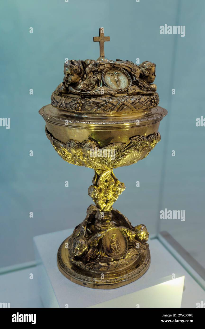 Valencian workshop, gilt silver ciborium, cast, embossed and chiseled from the 18th century, cathedral museum of the city of Murcia, Spain, Europe. Stock Photo