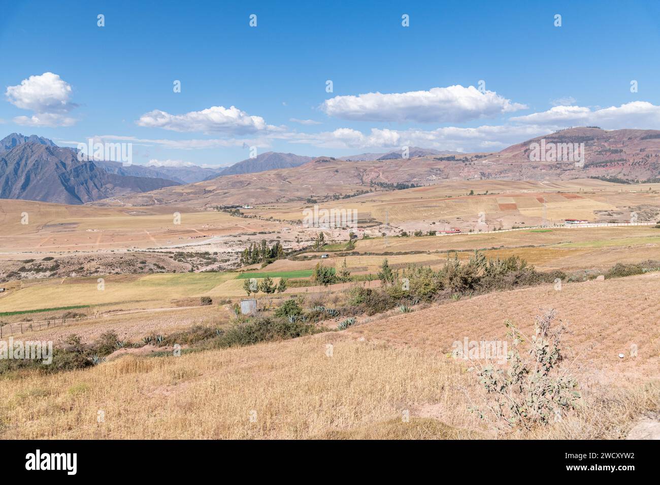 Andes mountains peru view maras hi-res stock photography and images - Alamy