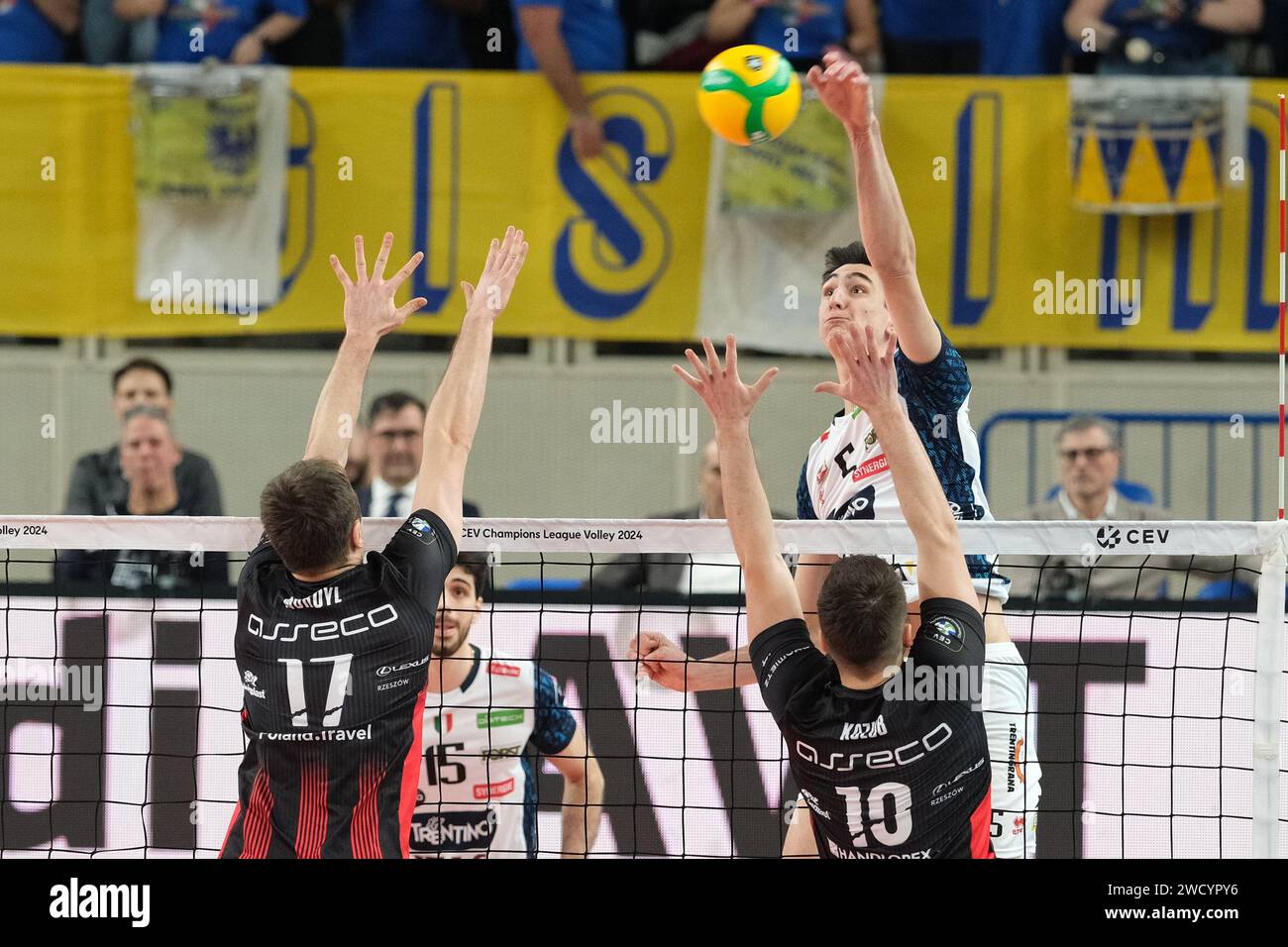Trento, Italy. 17th Jan, 2024. Alessandro Michieletto of ITAS Trentino Volley in action during the match between ITAS Trentino Volley and Asseco Resovia Rzeszow, valid for Pool B of CEV Men Volley Champions League 2023/2024 at Il T Quotidiano Arena on January 16, 2023, Trento, Italy. Credit: Independent Photo Agency/Alamy Live News Stock Photo