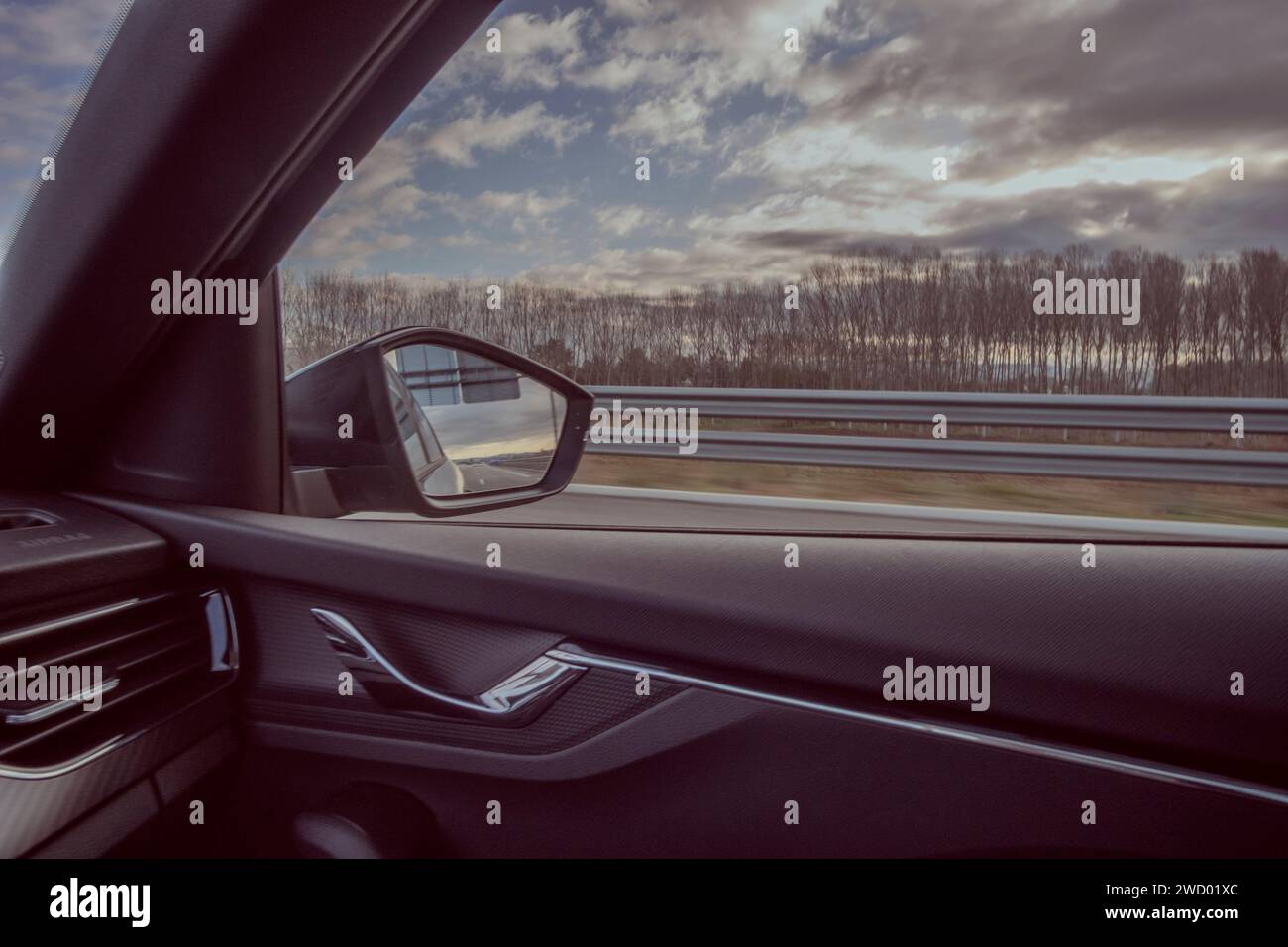 Highway driver view hi-res stock photography and images - Alamy