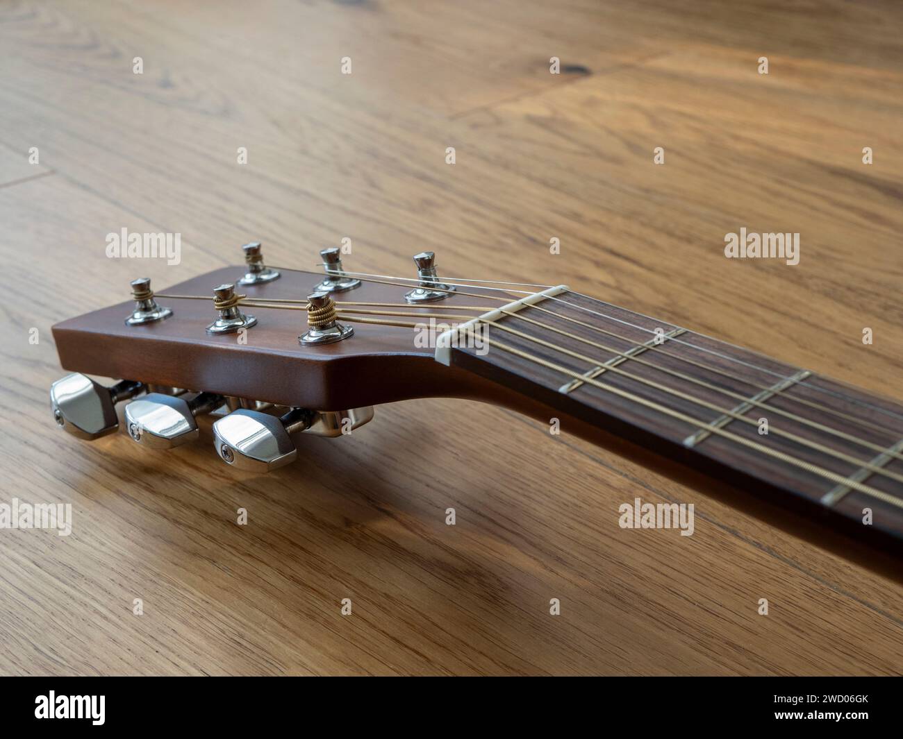Guitar headstock with tuners Stock Photo Alamy