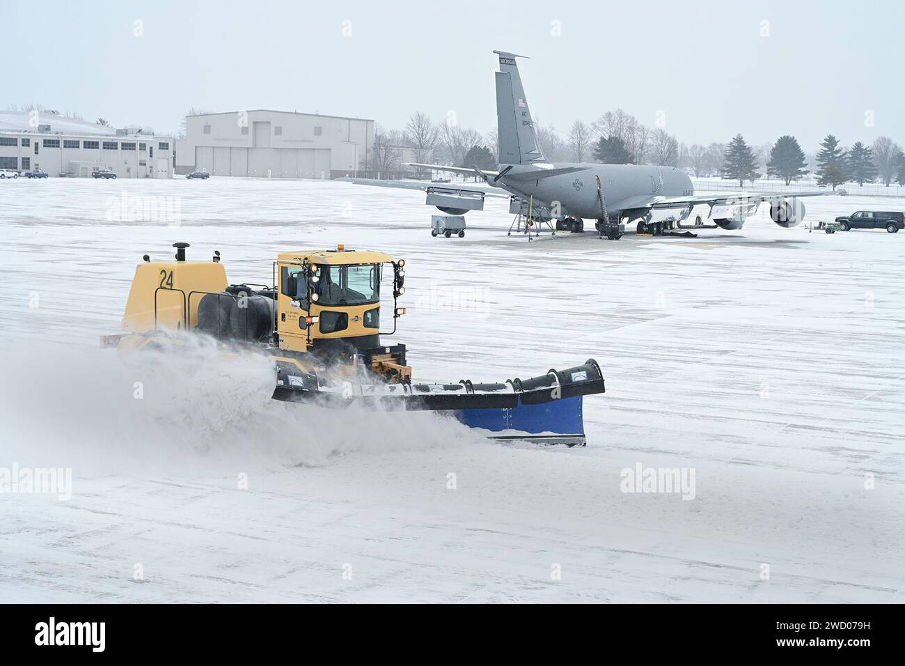 Cold weather and snow arrive at Selfridge Air National Guard Base