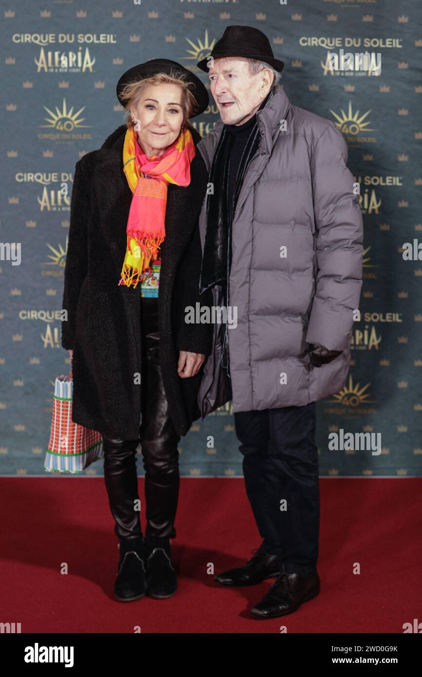 London, UK. 17th Jan, 2024. Zoe Wanamaker and husband Gawn Grainger arriving for the premiere of Cirque Du Soleil 'Alegria - In A New Light' premiere at the Royal Albert Hall in London. Credit: Imageplotter/Alamy Live News Stock Photo