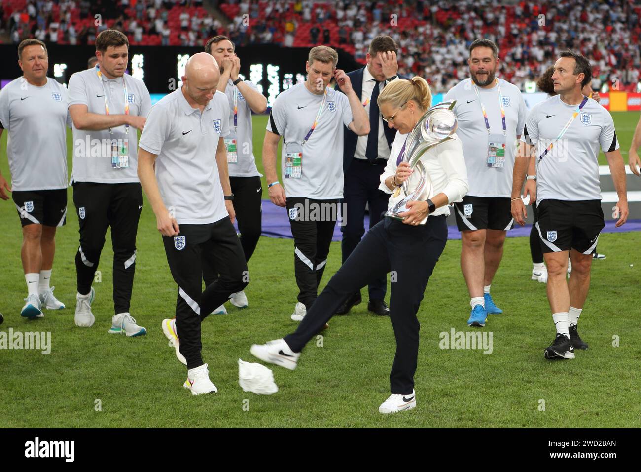 Sarina Wiegman, England manager and backroom staff with trophy UEFA Women's Euro Final 2022 England v Germany at Wembley Stadium, London 31 July 2022 Stock Photo