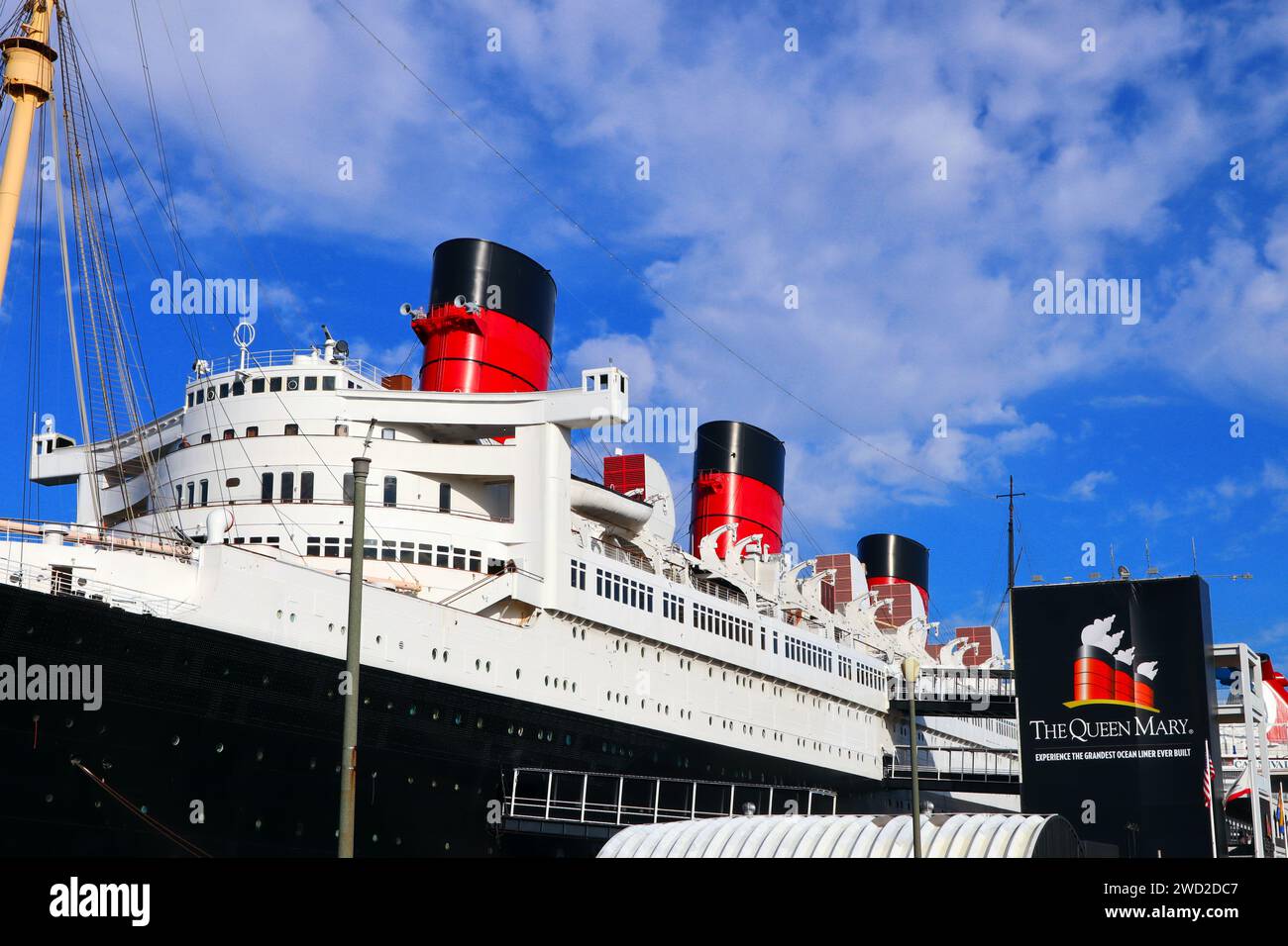 the queen mary ship hotel