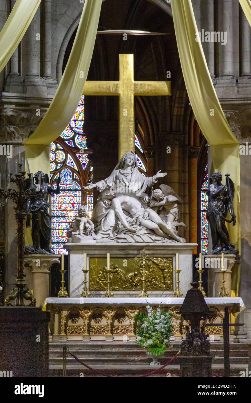 PARIS, FRANCE - MAY 13, 2013: This is the main altar in Notre Dame ...