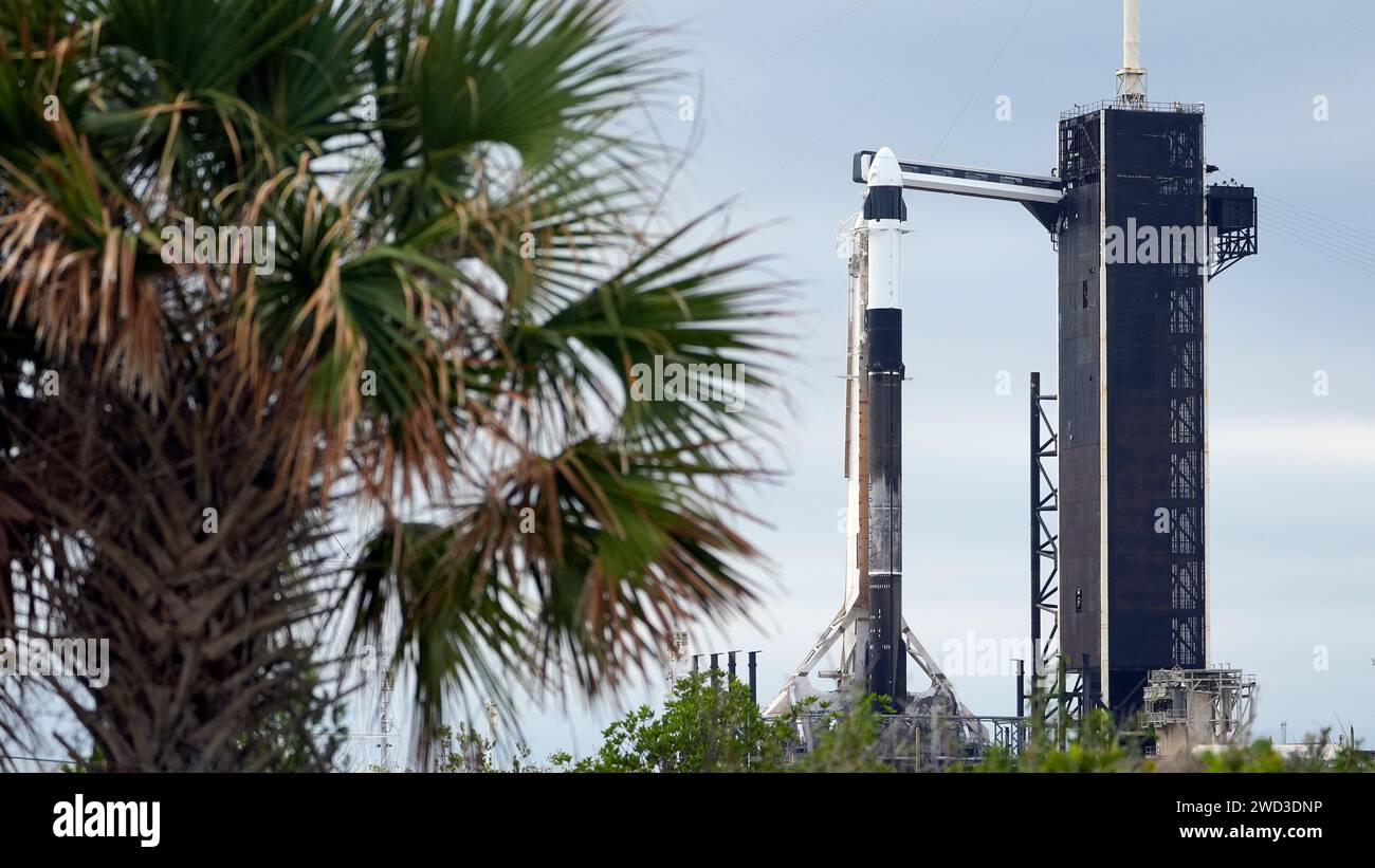 A SpaceX Falcon 9 rocket sits on Kennedy Space Center's Launch Pad 39-A ...