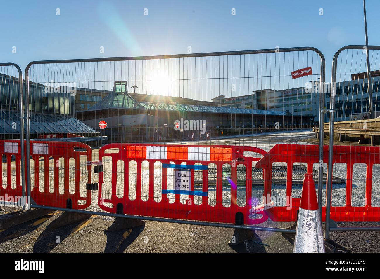 Bradford, UK, 18 January 2024, Bradford Interchange bus station remains closed following reports of damage on 04.01.2024. The main entrance for buses on Bridge Street with fencing to prevent use of the bus station. Credit: Neil Terry/ Neil Terry Photography Stock Photo