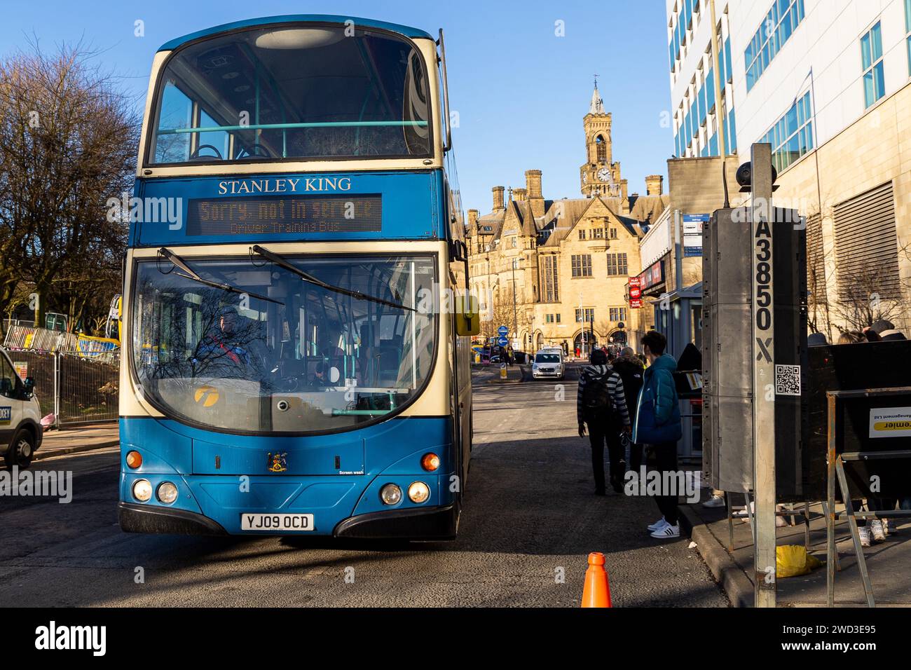Bradford, UK, 18 January 2024, Bradford Interchange bus station remains closed following reports of damage on 04.01.2024.  An out of service bus waits at traffic lights on Nelson Street. Credit: Neil Terry/ Neil Terry Photography Stock Photo