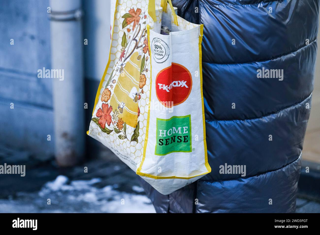 Tk maxx bag hi res stock photography and images Alamy