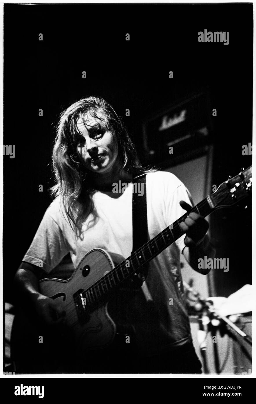 Carol Van Dijk Of Dutch Rock Band Bettie Serveert Playing At Bristol carol-van-dijk-of-dutch-rock-band-bettie-serveert-playing-at-bristol