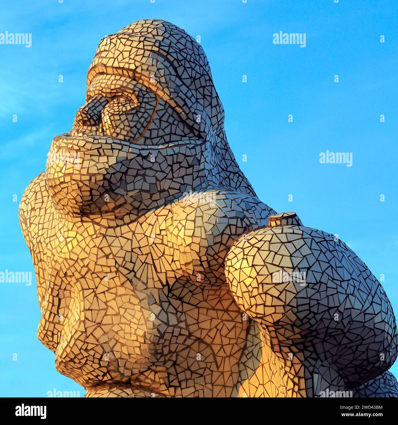 Captain Scott expedition to the Antarctic memorial artwork at Cardiff