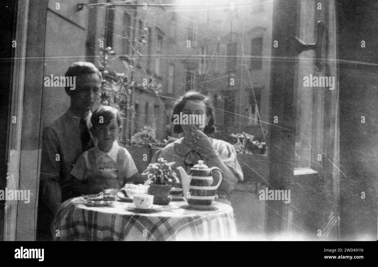 A bui Black and White Stock Photos & Images - Alamy