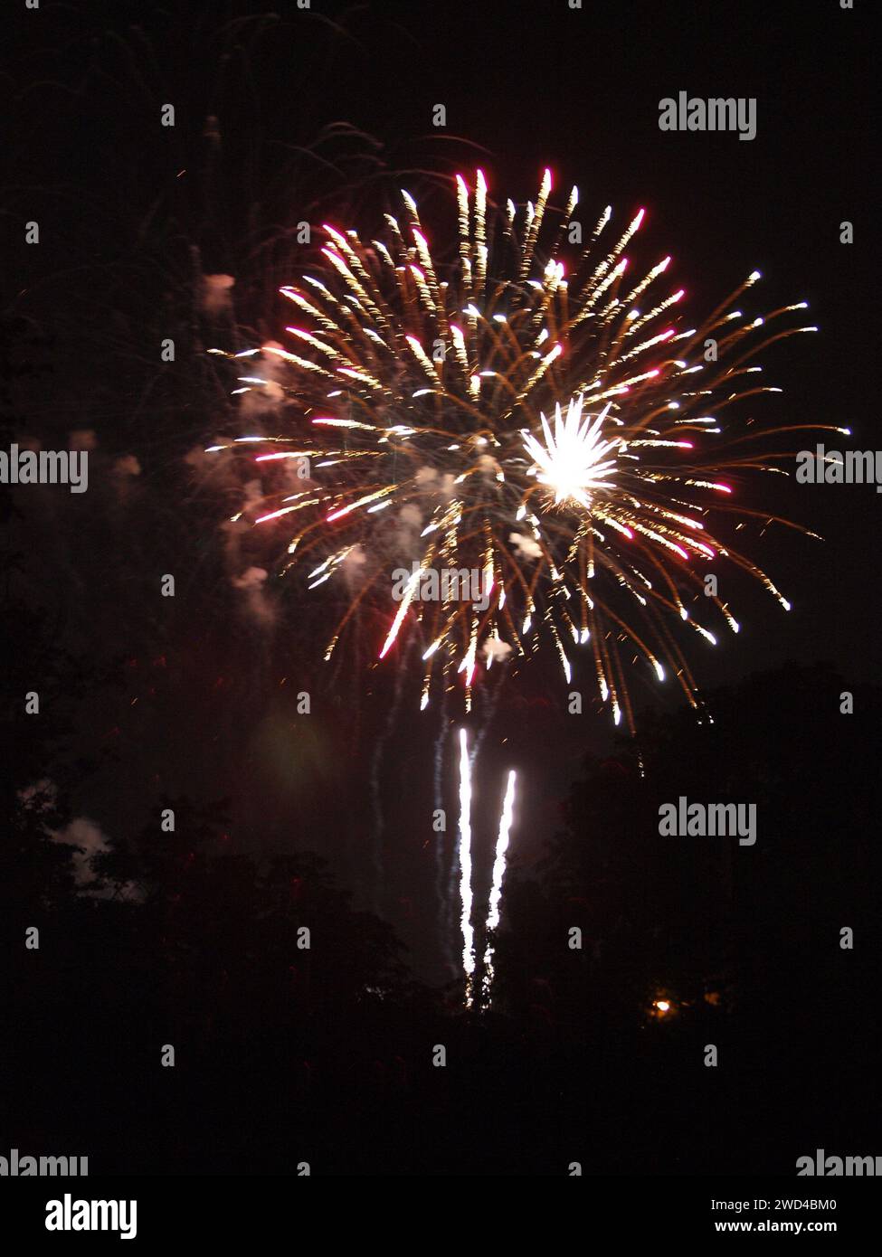 Victoria day canada fireworks hi-res stock photography and images - Alamy