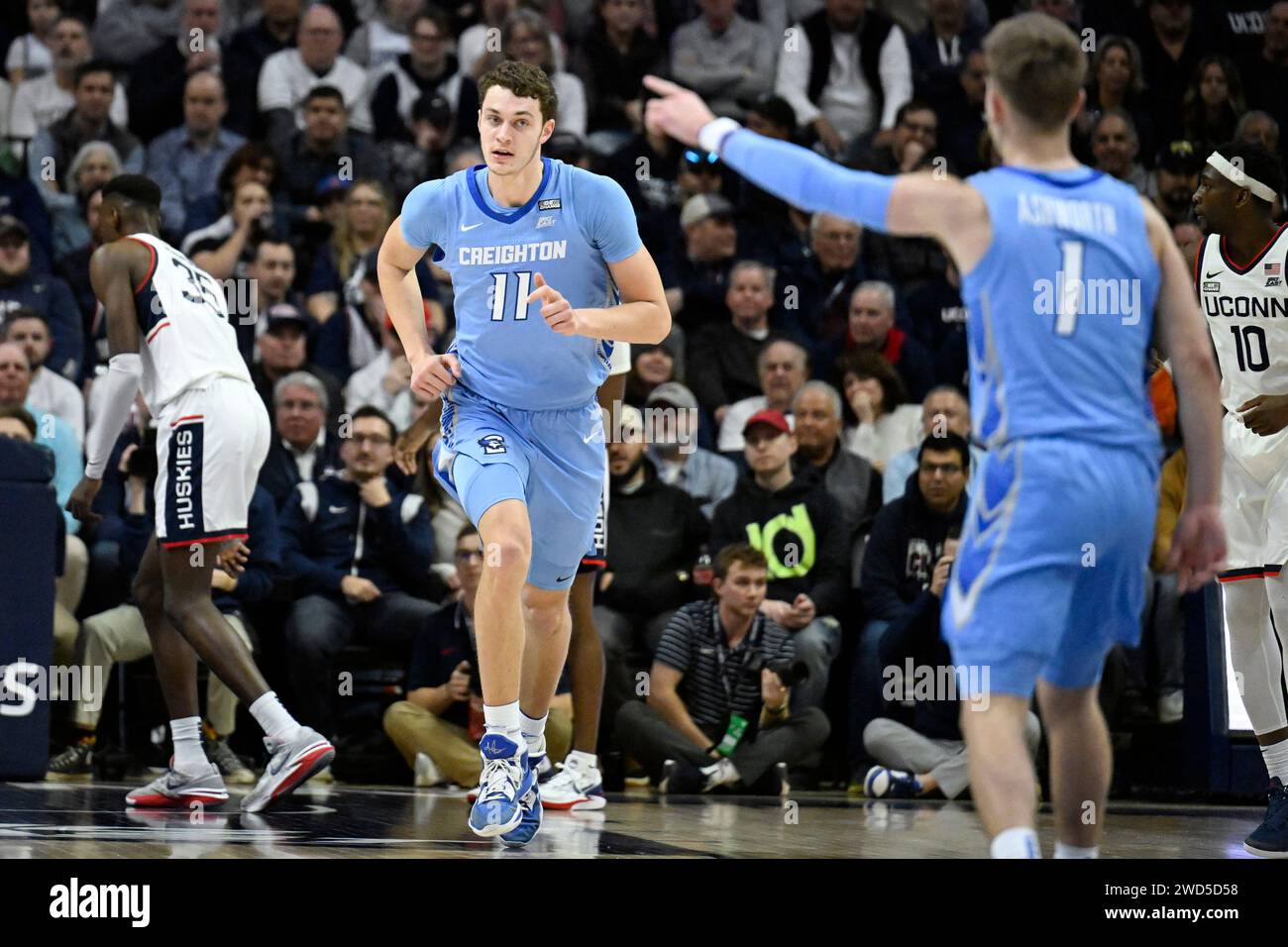 Creighton center Ryan Kalkbrenner (11) in the first half of an NCAA