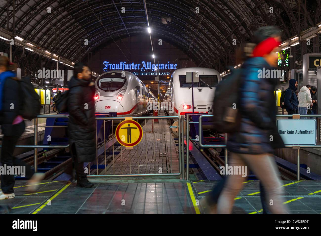 ZUG NACH FRANKFURT visual data 2