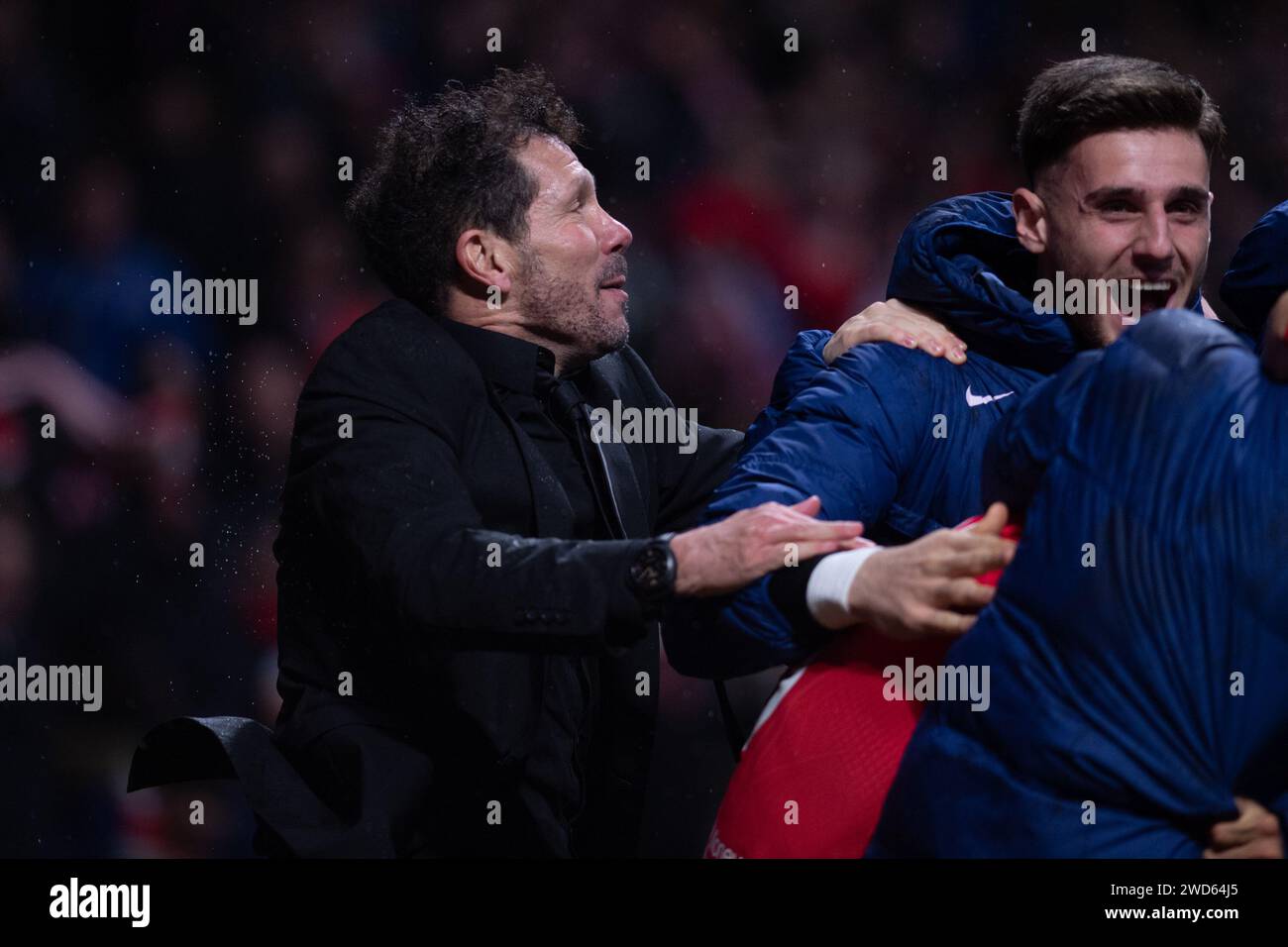 Diego Simeone Riquelme mensaje socios Madrid 2024 Riquelme's Challenge: A Direct Appeal to the Membership