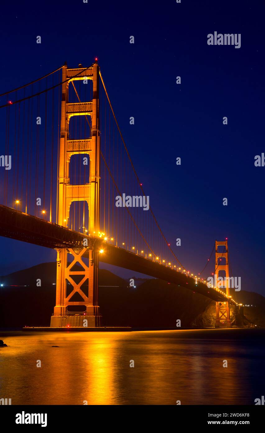 Golden Gate Bridge dusk, Golden Gate National Recreation Area, San ...