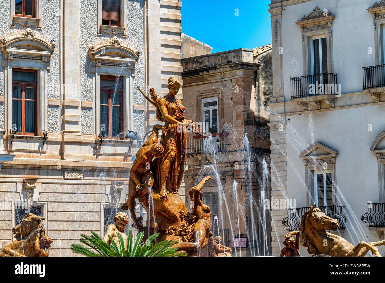 Coastal villages sicily hi-res stock photography and images - Alamy