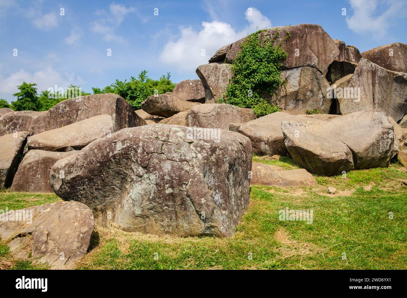 The Devil's Den at Gettysburg National Military Park, American Civil ...