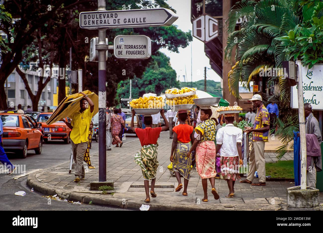 Abidjan transportation hires stock photography and images Alamy
